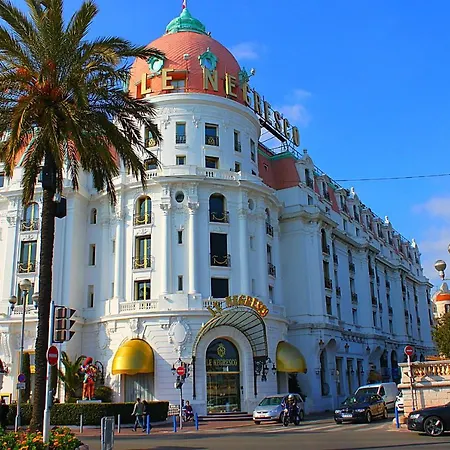 Vieux Nice, Grand 2 Pieces Sur Jardins, Parking, Calme * ニース