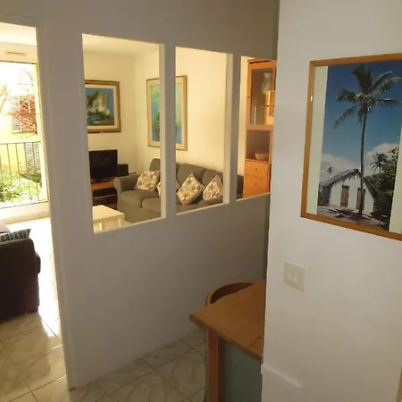 Vieux Nice, Grand 2 Pieces Sur Jardins, Parking, Calme アパート ニース