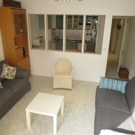 Vieux Nice, Grand 2 Pieces Sur Jardins, Parking, Calme Nice