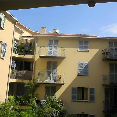 Apartmán Vieux Nice, Grand 2p Sur Jardins, Parking, Calme, Soleil *